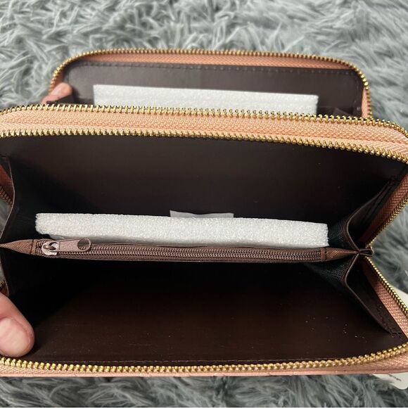 Ivy London Quilted Wallet NWT - Picture 5 of 10